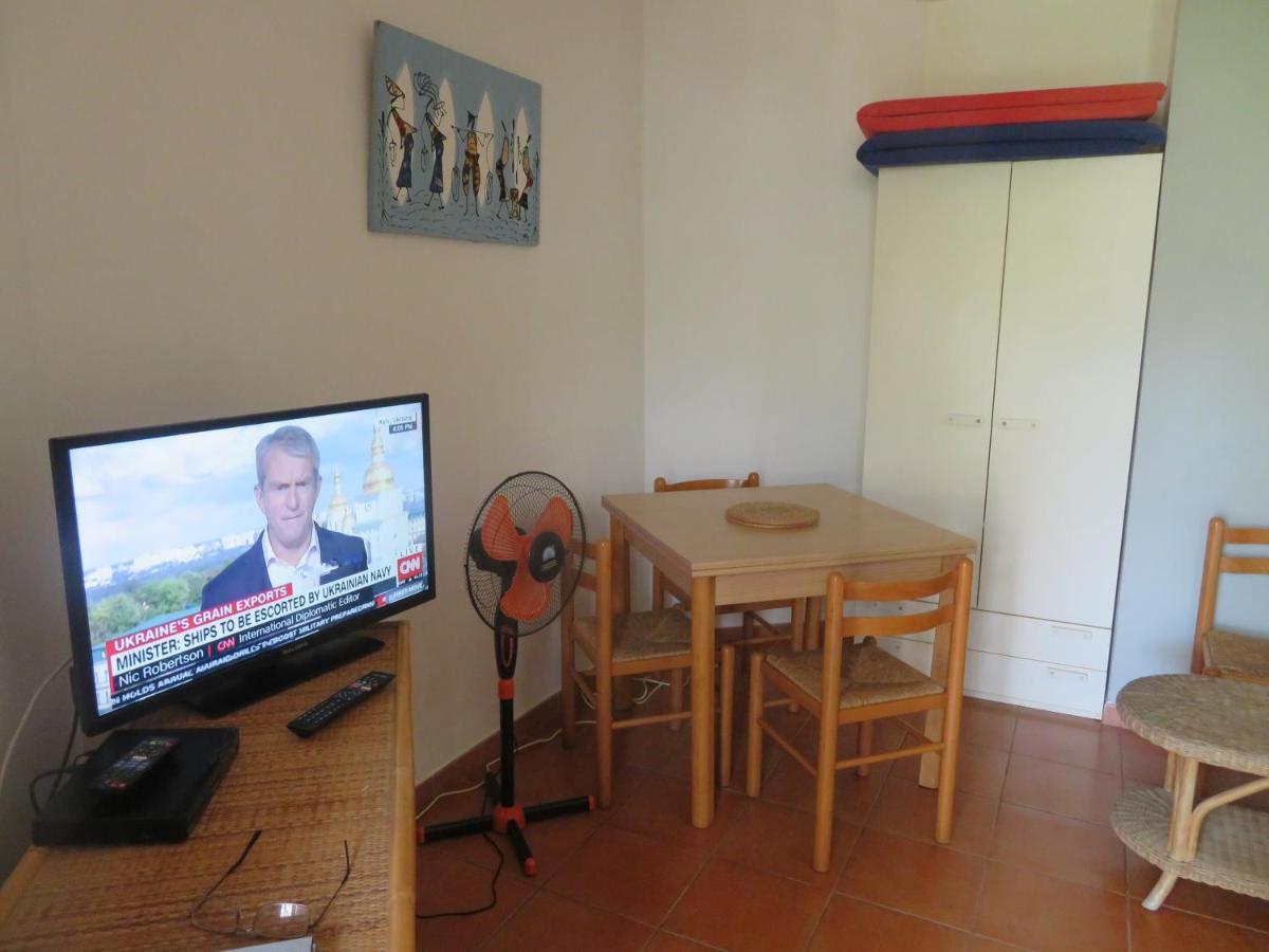 Adults Only Beachfront 1 Bed Studio Apartment In Porto Antigo 2 Santa Maria Sal With Pool Free Wifi & Aircon Ideal Long Stays Luaran gambar